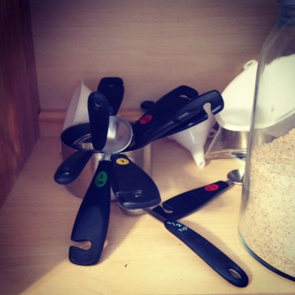 Measuring cup pile