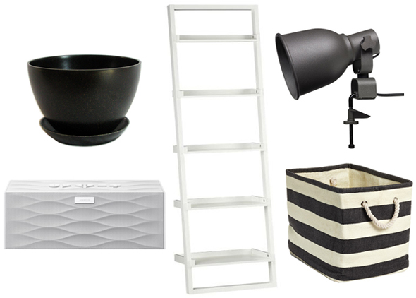 Bookshelf Styling and Storage