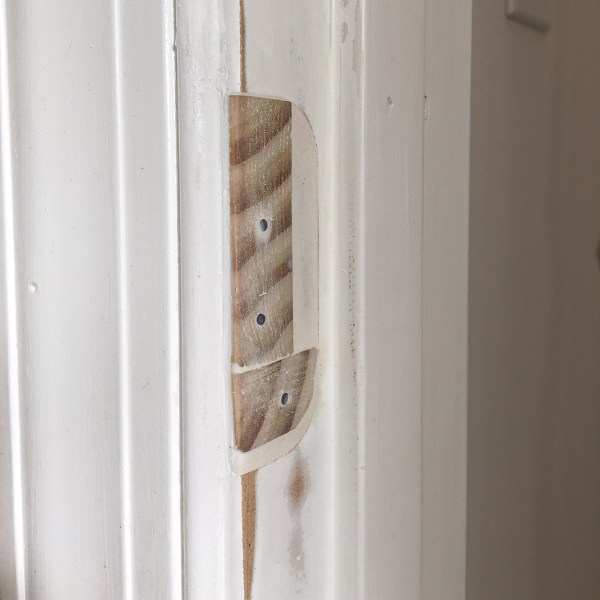 Bathroom Closet Hinge