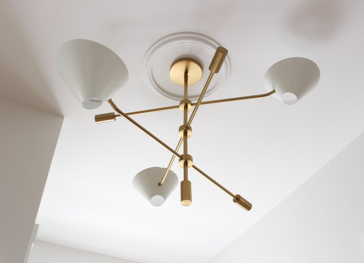 Entryway Progress: New Chandelier and&nbsp;Rug