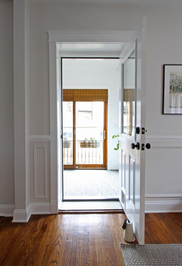 Door Open to Mudroom.JPG