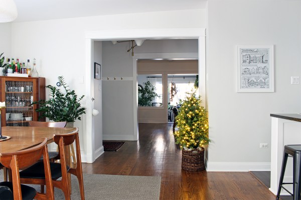 Kitchen Moulding After.jpg